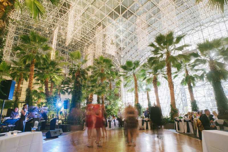 Erin and Casey's Navy Pier Wedding | TharaPhoto